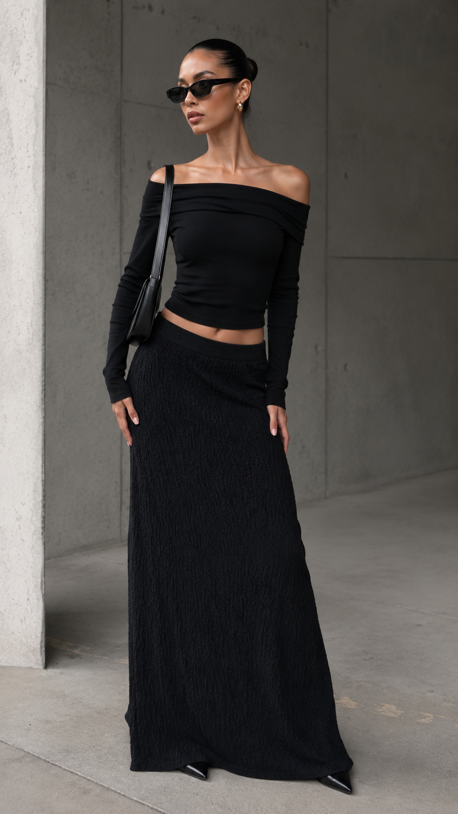 BLACK MAXI SKIRT