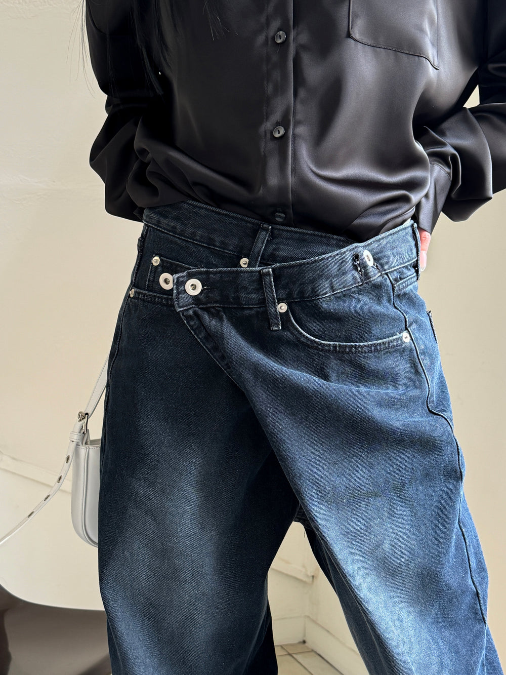 THE SHIFT DENIM